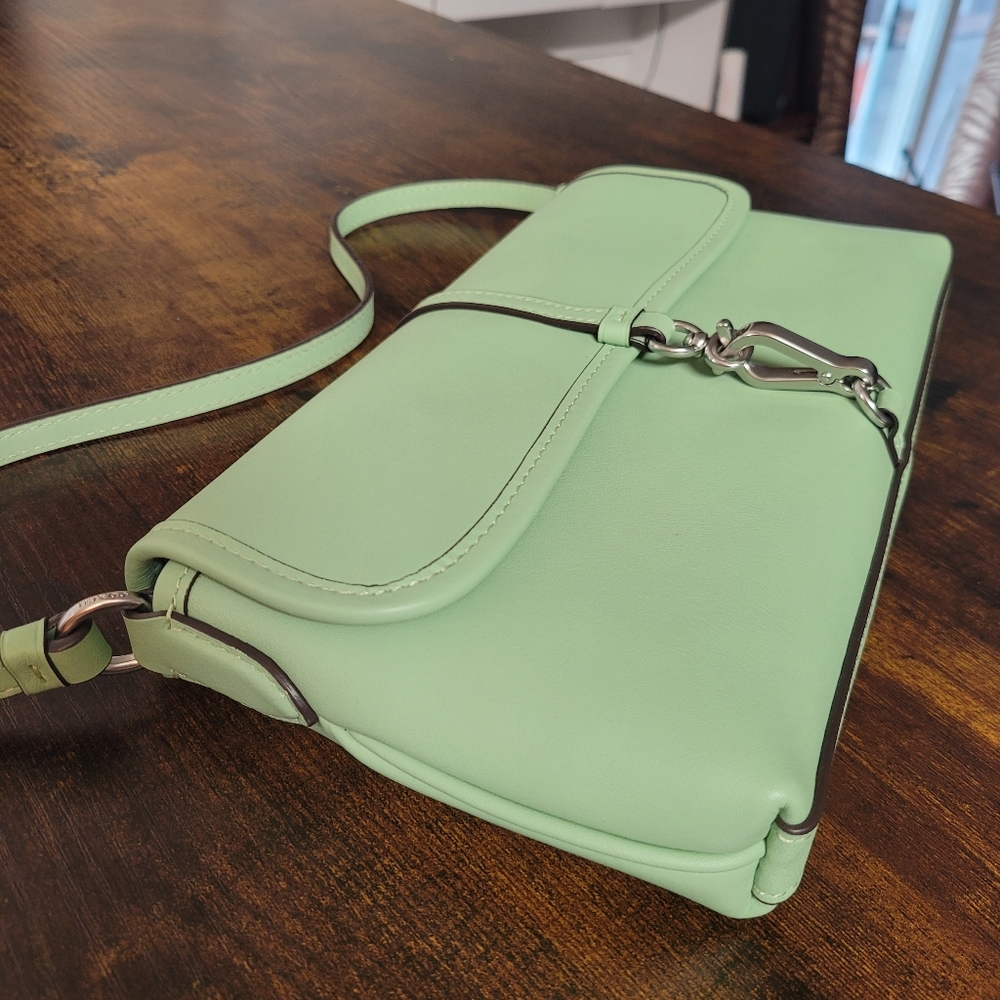 Coach Hamptons Small Leather Shoulder Bag.  Color: Pale Pistachio - Picture 5 of 16